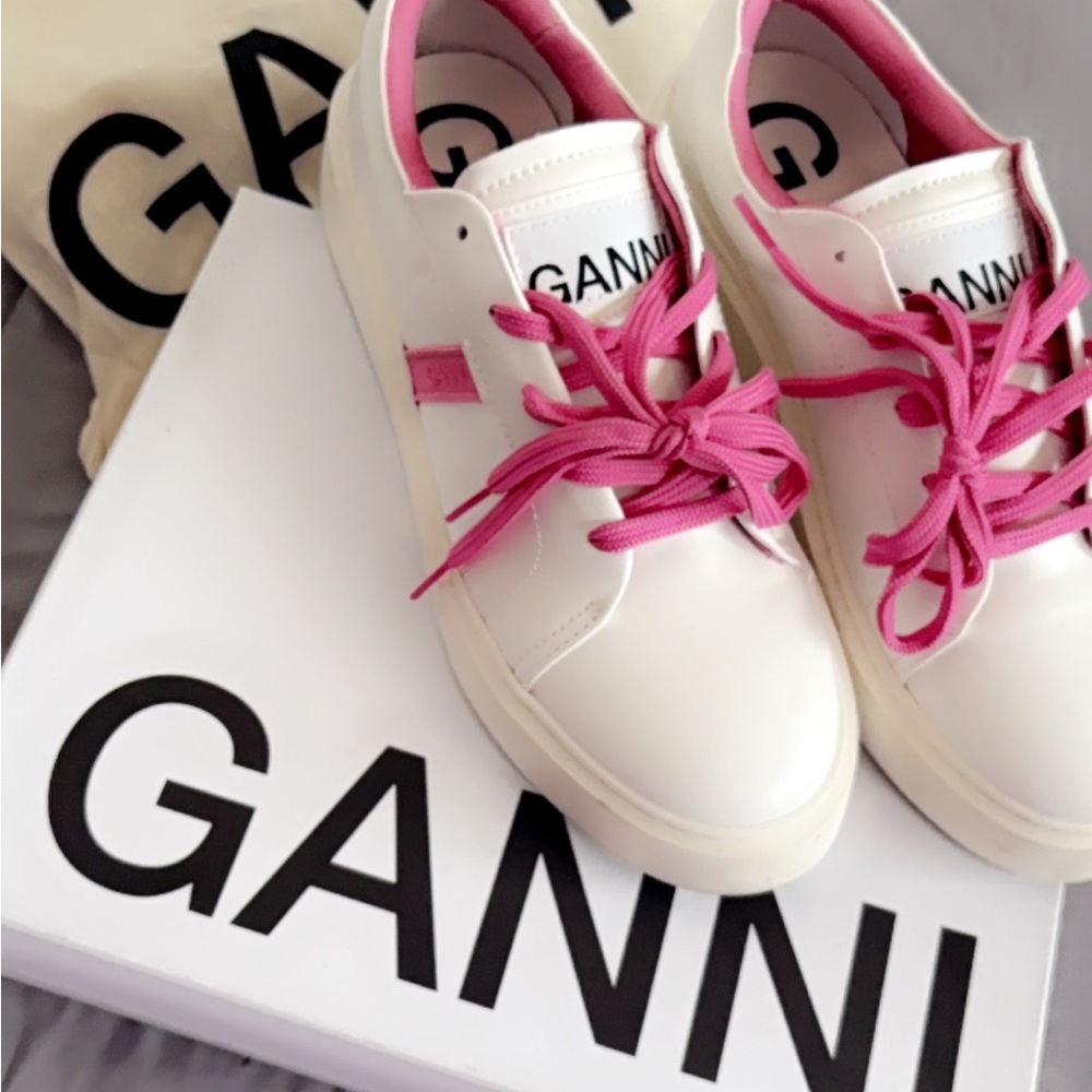 GANNI Women's White and Pink Sneakers